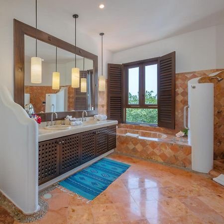 Villa Divina Luxury Boutique - Adults Only Пуэрто-Вальярта Экстерьер фото