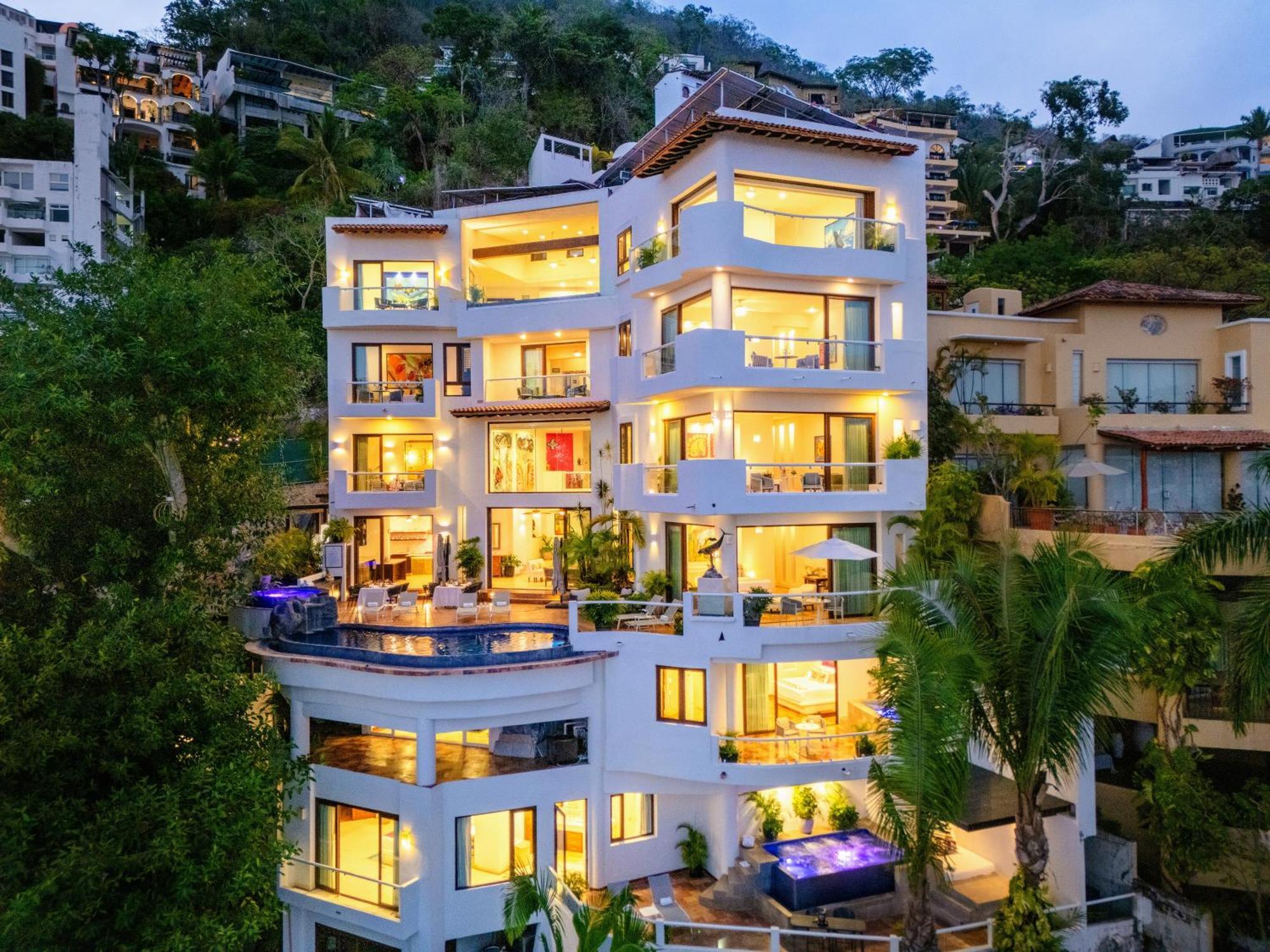 Villa Divina Luxury Boutique - Adults Only Пуэрто-Вальярта Экстерьер фото